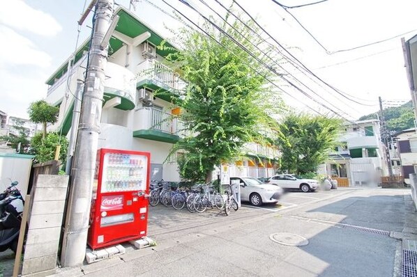 美山コーポ向ヶ丘の物件外観写真